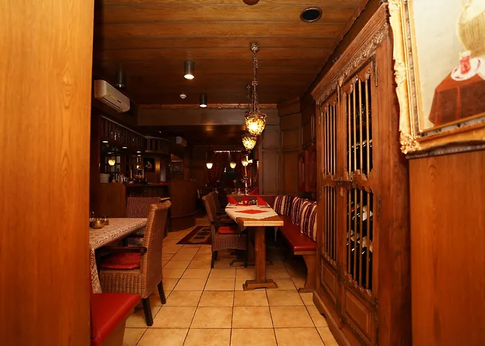 Villa Oriental & Restaurant